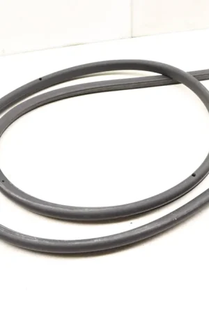 Special Offer Audi Front Outer Door Seal / Weather Stripping 8W6837911