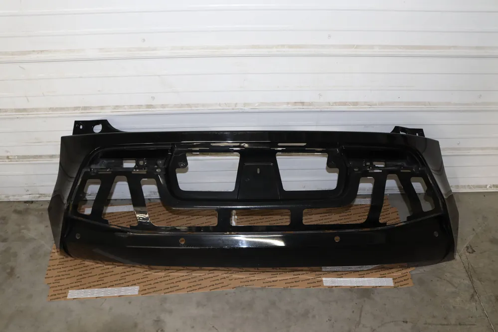 New Release BMW Rear Bumper Cover (i3) 51127296776