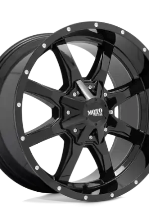 Moto Metal MO970 8X165.1 18X10 -24 GLOSS BLACK WITH MILLED LIP Limited Edition